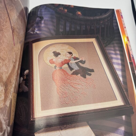 Vanessa-Anns Holidays In Cross-Stitch 1991 Hardcover Book - Picture 6 of 11